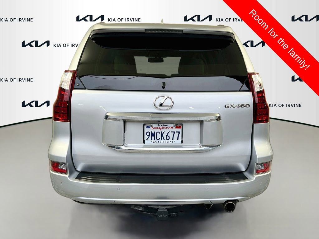 Used 2017 Lexus GX 460 Luxury w/ Preferred Accessory Package AWD/4WD image 6