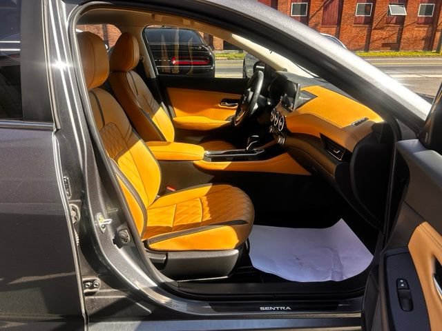 Used 2022 Nissan Sentra SV w/ SV Premium Package FWD image 14