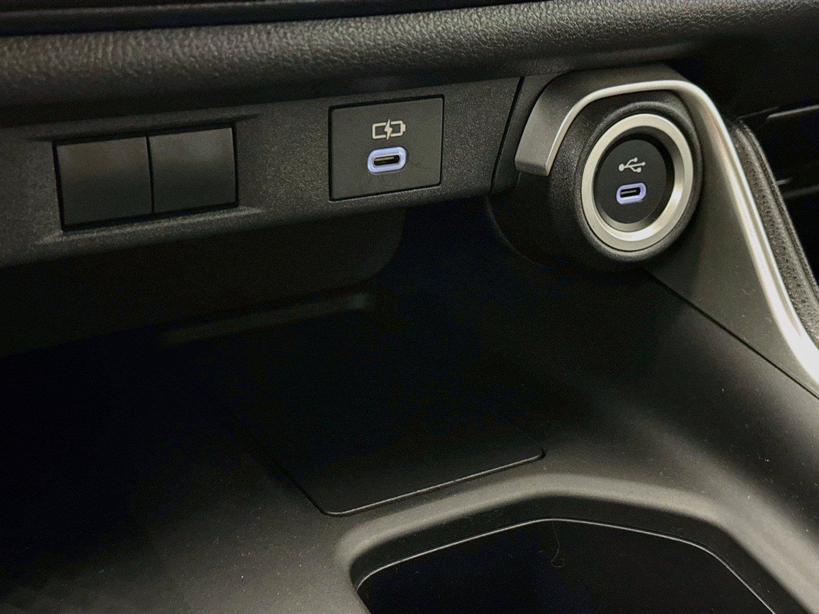 Certified 2025 Toyota Grand Highlander FWD image 25