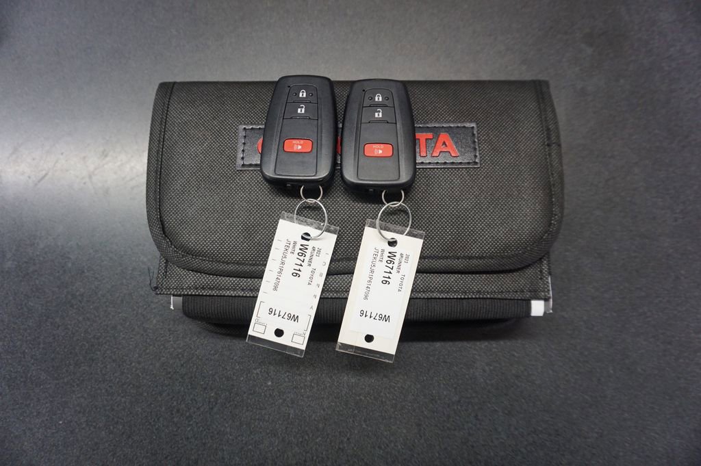 Used 2023 Toyota 4Runner Limited image 18