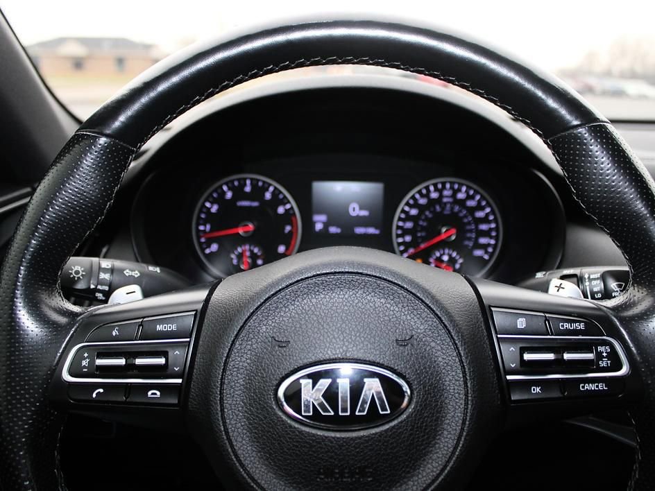 Used 2018 Kia Stinger GT image 19