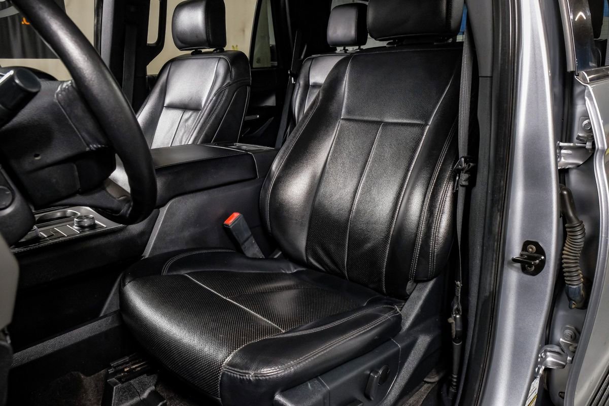 Used 2020 Ford Expedition XLT w/ Equipment Group 202A image 27