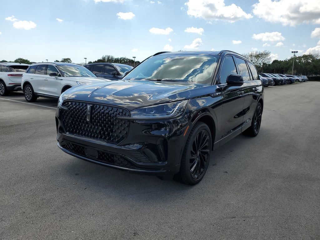New 2026 Lincoln Aviator Reserve w/ Jet Appearance Package RWD image 2