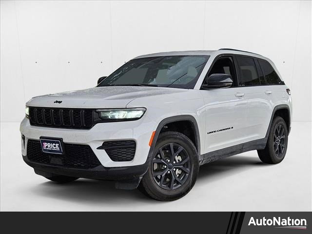 Used 2025 Jeep Grand Cherokee Laredo