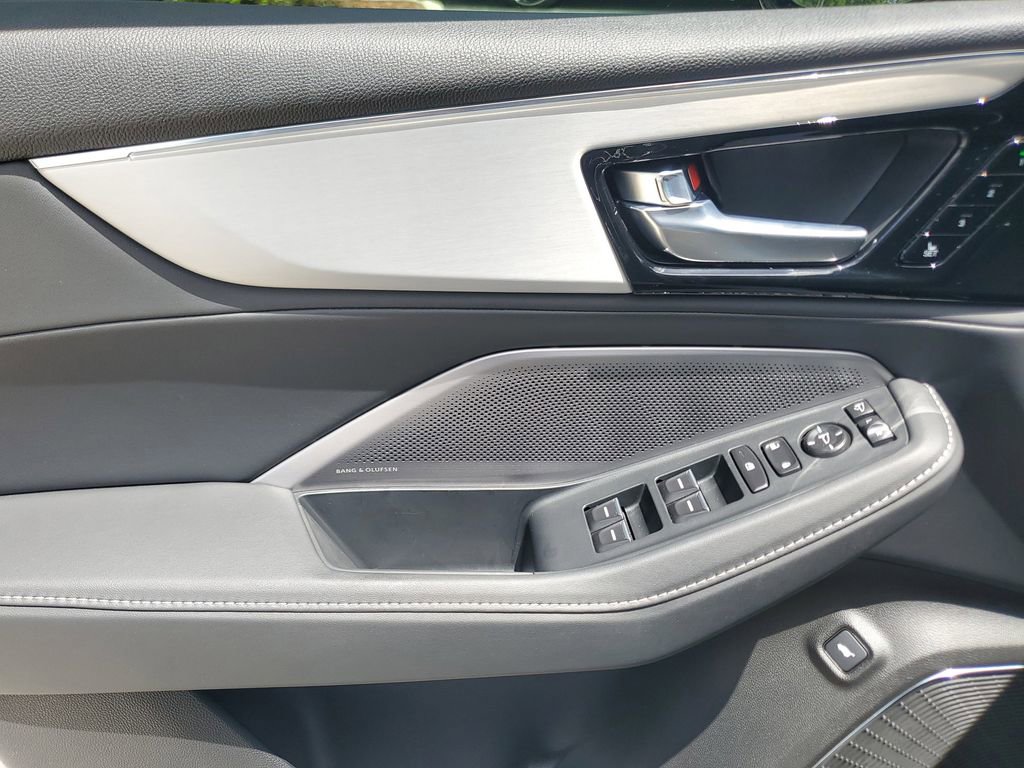 Used 2026 Acura MDX w/ Technology Package image 22