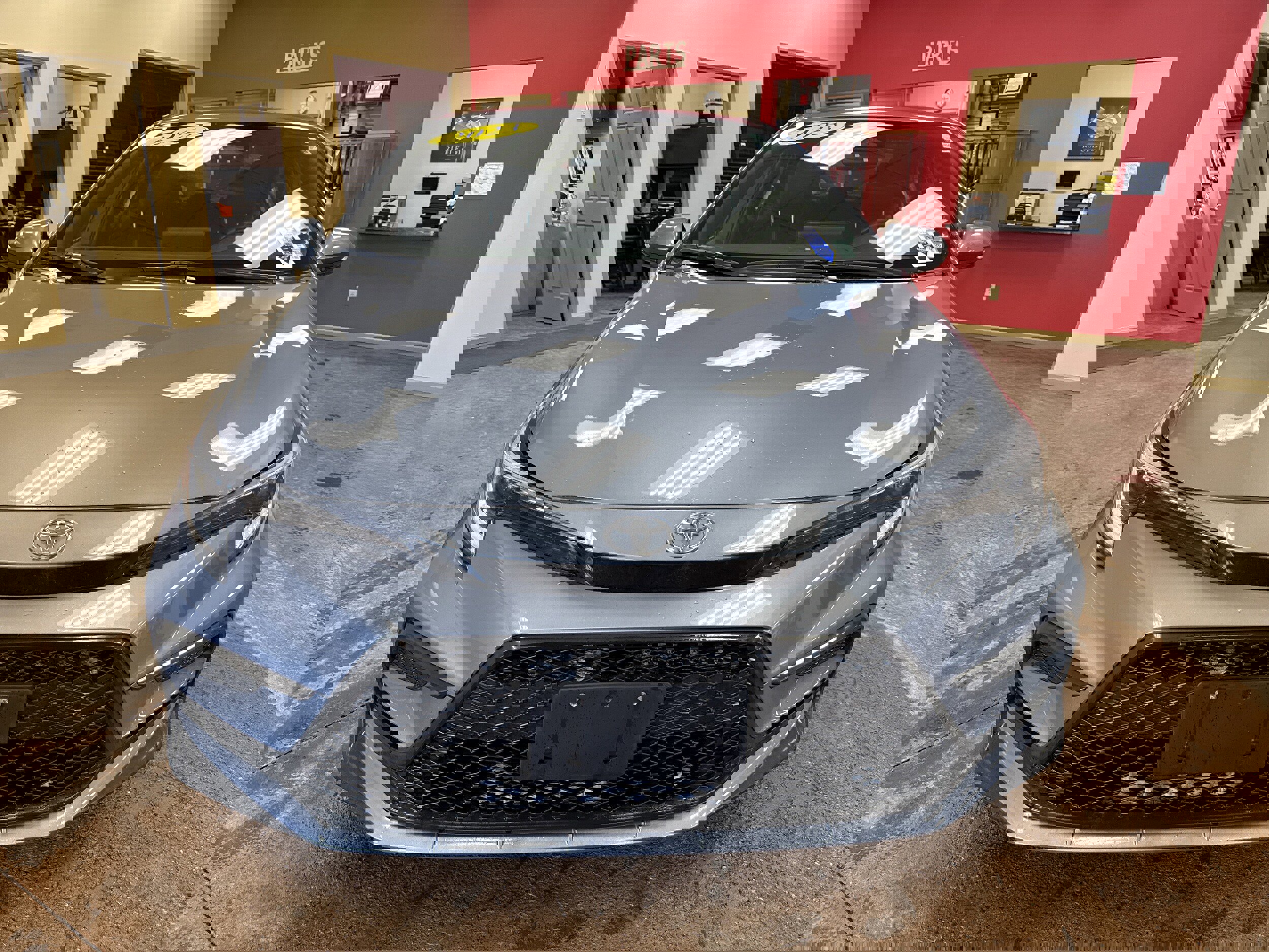 Used 2023 Toyota Corolla SE w/ Carpet Mat Package (TMS) image 2