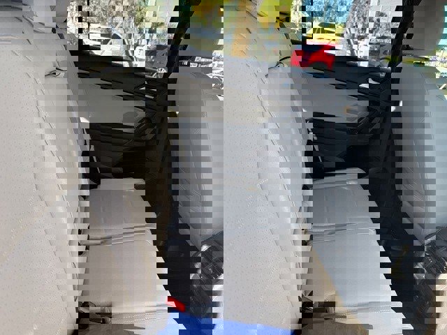 Certified 2021 Volkswagen Tiguan SE R-Line image 11