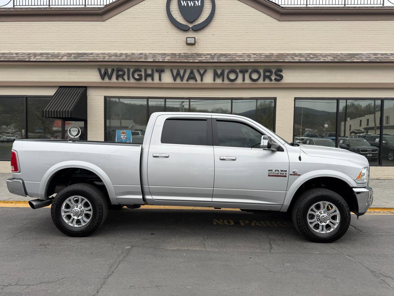Used 2018 RAM 2500 Laramie image 2