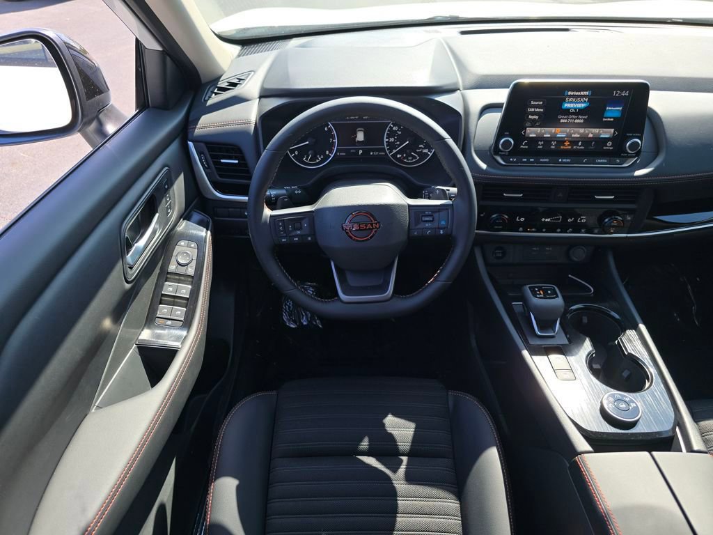 New 2026 Nissan Rogue SV image 25