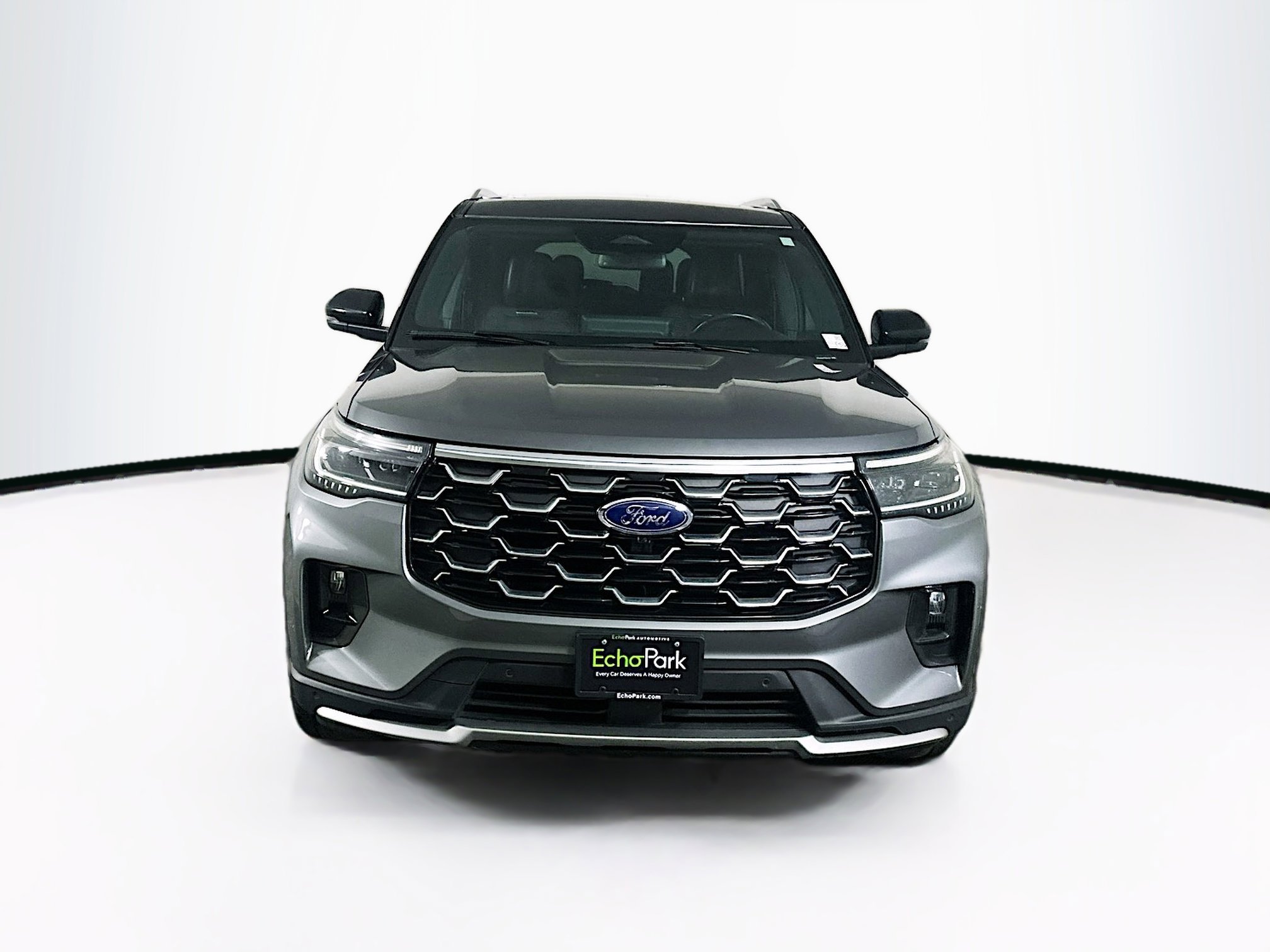 Used 2025 Ford Explorer Platinum w/ LUX Leather Package AWD/4WD image 2