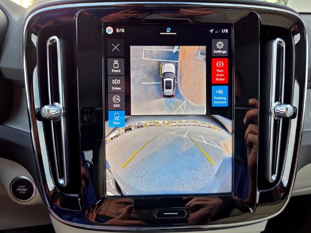 New 2026 Volvo XC40 B5 Plus w/ Protection Package Premier AWD/4WD image 23