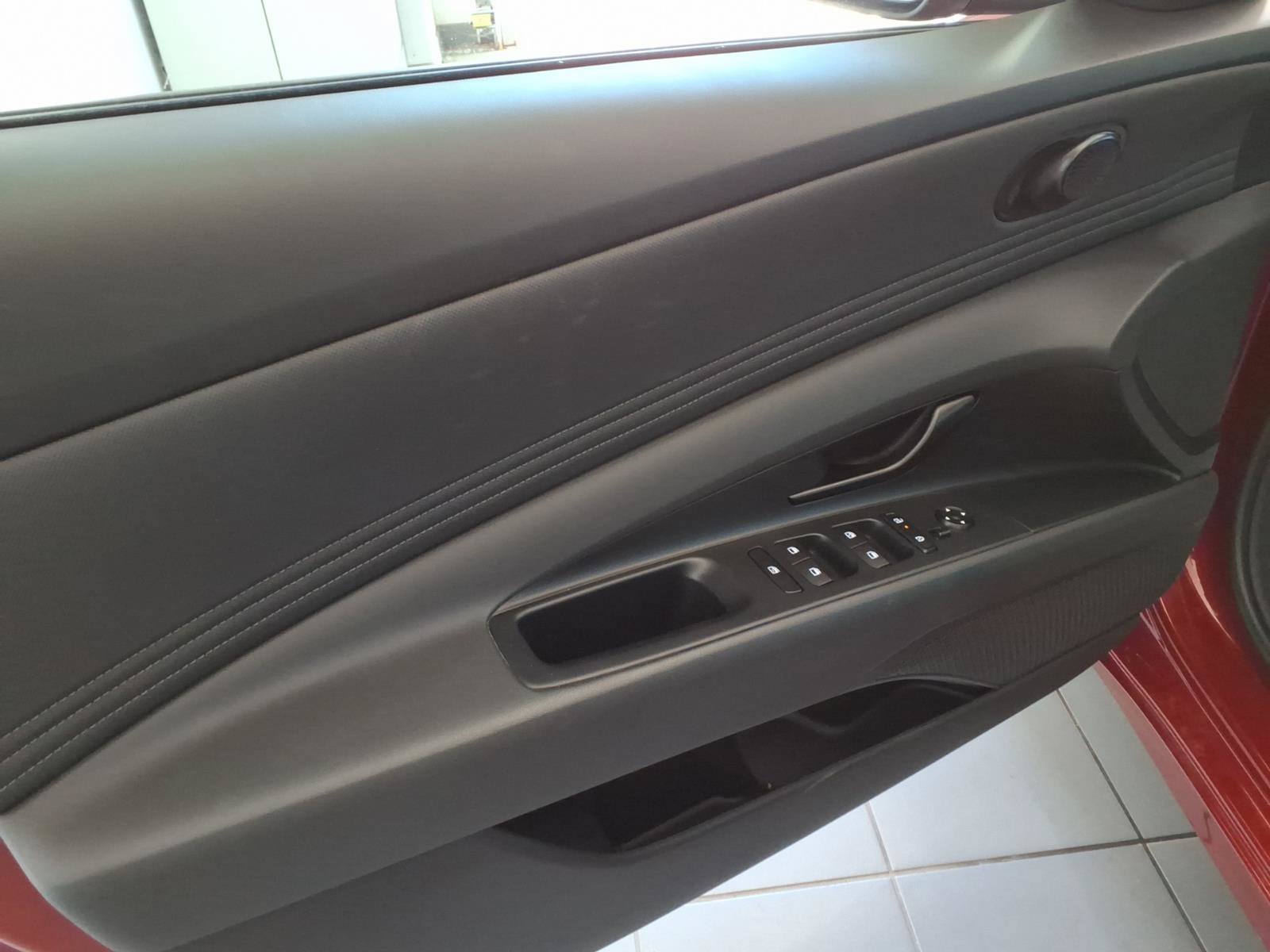 Certified 2026 Hyundai Elantra Sport w/ Cargo Package FWD image 19