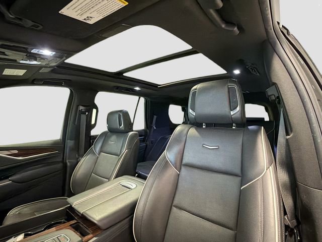 Used 2021 Cadillac Escalade Premium Luxury AWD/4WD image 20