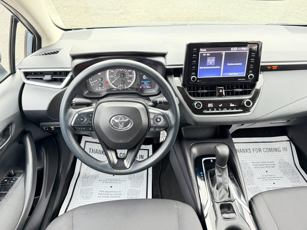 Used 2022 Toyota Corolla LE image 25