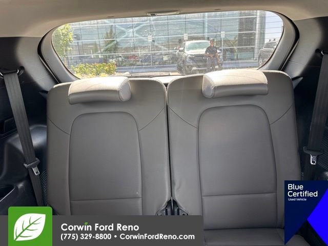 Used 2017 Hyundai Santa Fe Limited AWD/4WD image 16