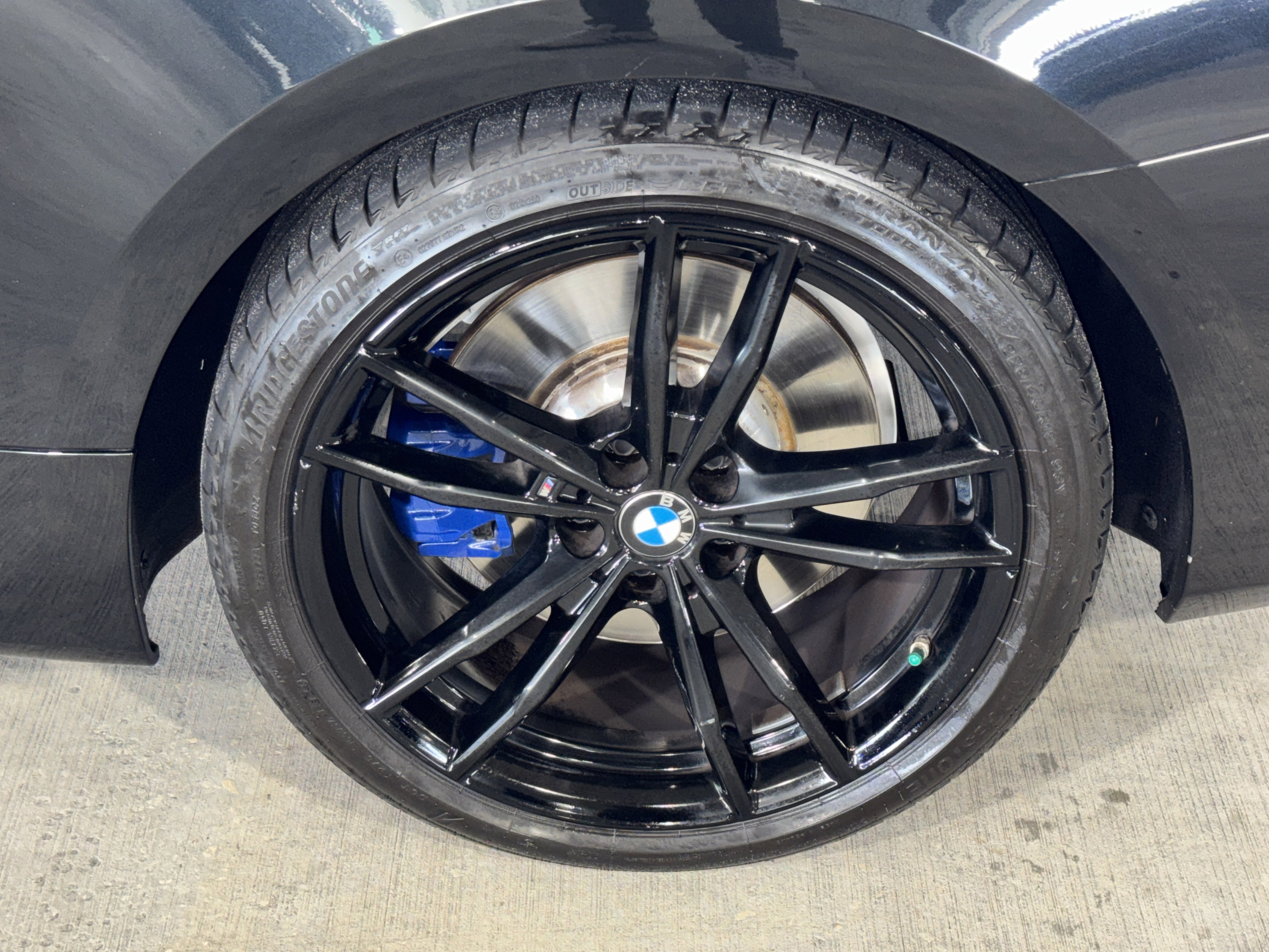 Used 2023 BMW 440i xDrive Convertible w/ M Carbon Exterior Package AWD/4WD image 34