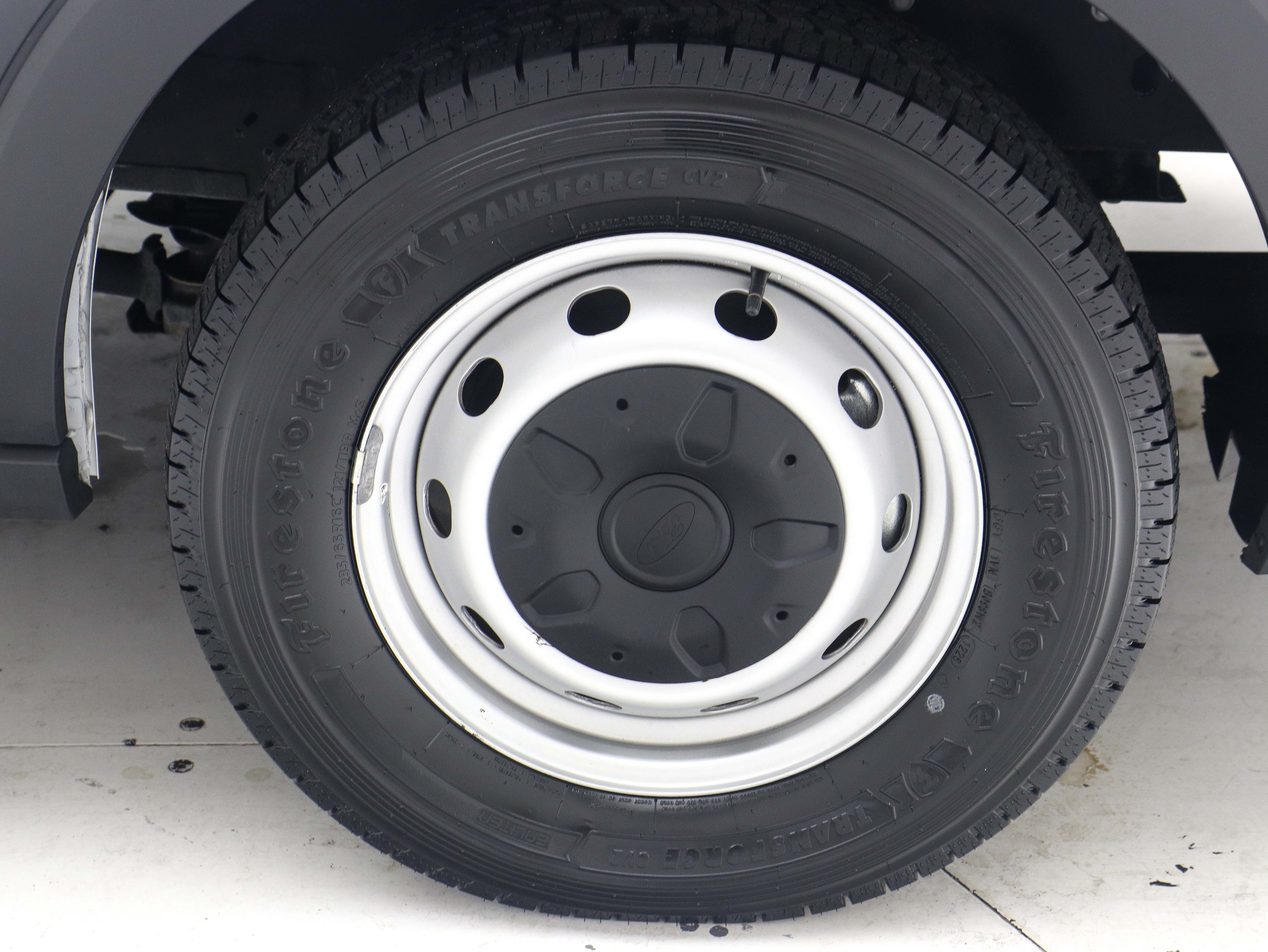 Used 2022 Ford Transit 250 Medium Roof RWD image 30
