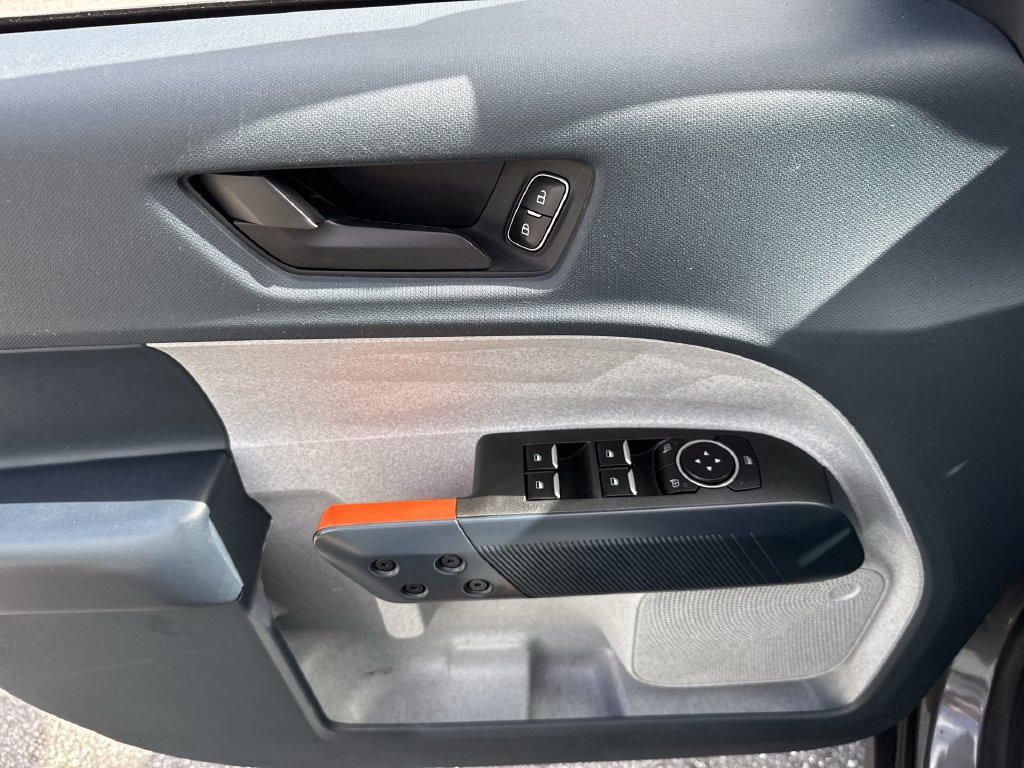 Used 2022 Ford Maverick XLT FWD image 39