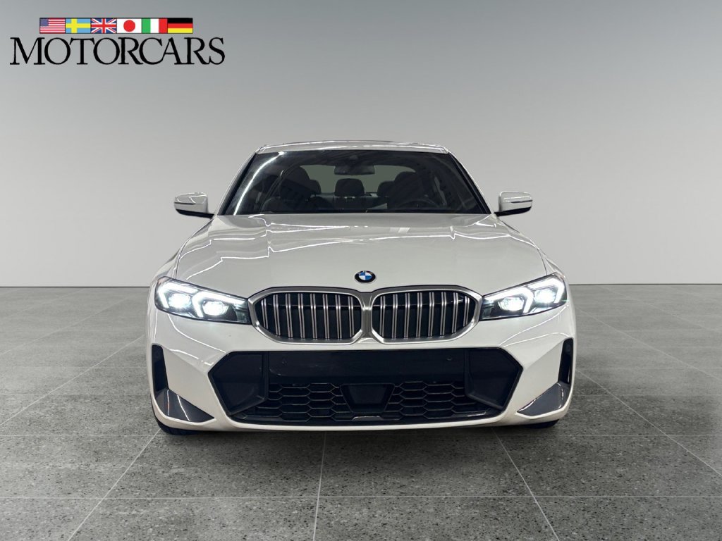 Used 2026 BMW 330i xDrive Sedan w/ M Sport Package AWD/4WD image 8