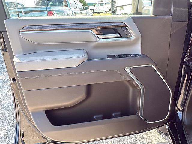 Used 2025 Chevrolet Silverado 2500 LT w/ Convenience Package AWD/4WD image 33