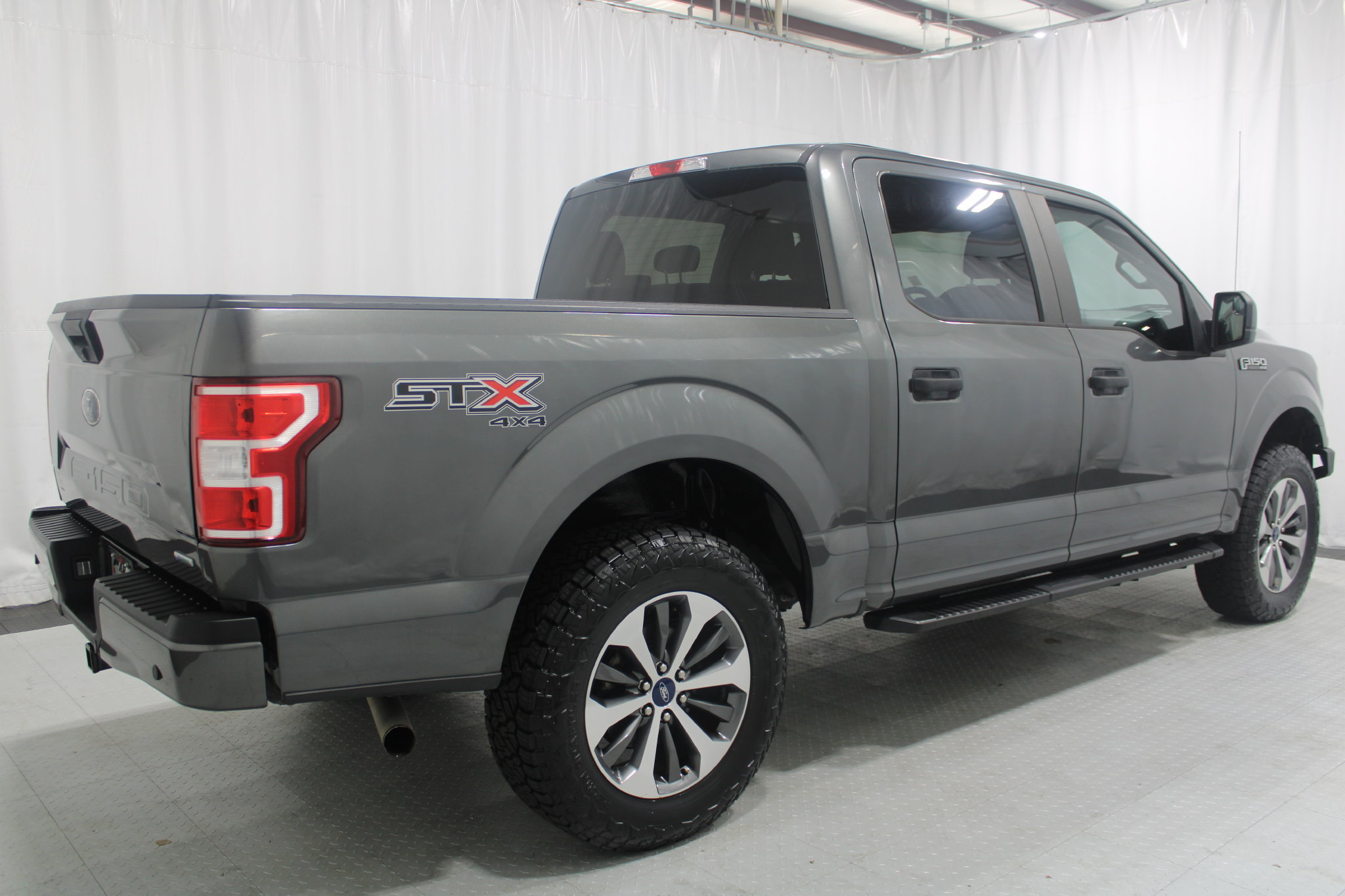 Used 2019 Ford F150 XL w/ Equipment Group 101A Mid AWD/4WD image 6