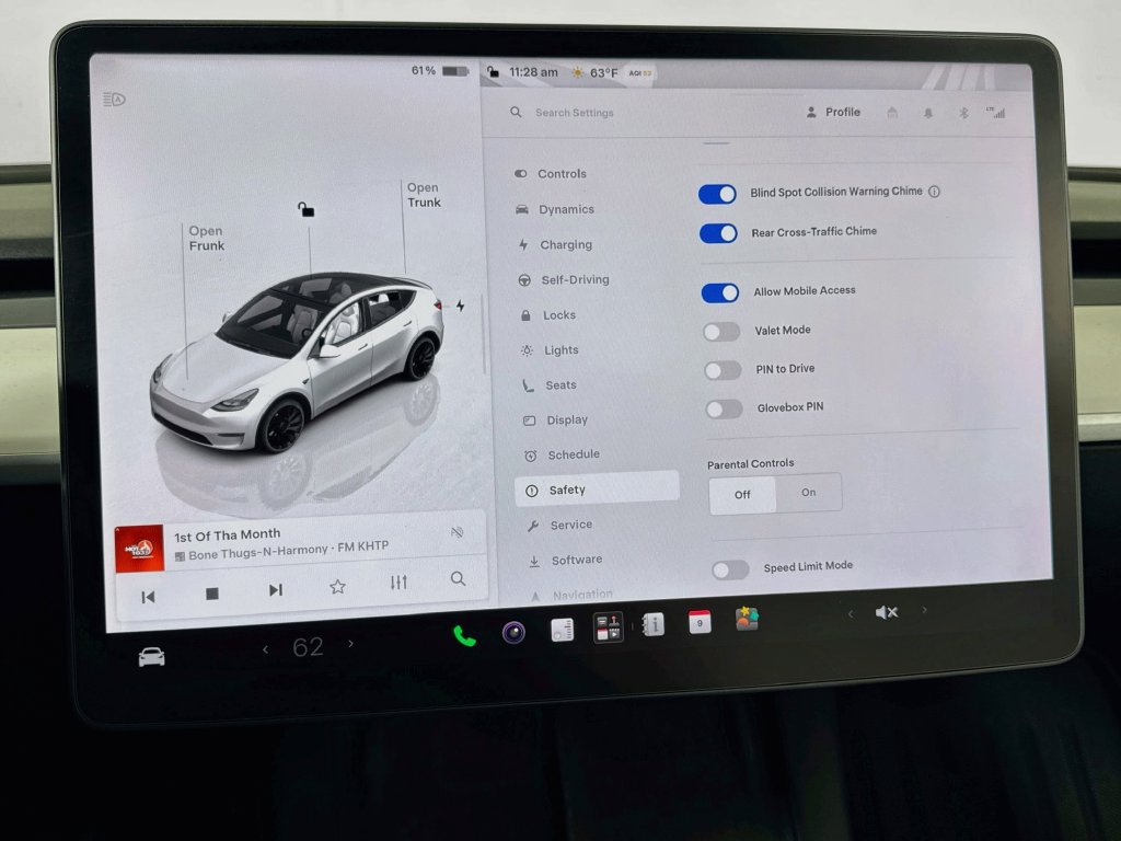 Used 2022 Tesla Model Y Performance AWD/4WD image 41
