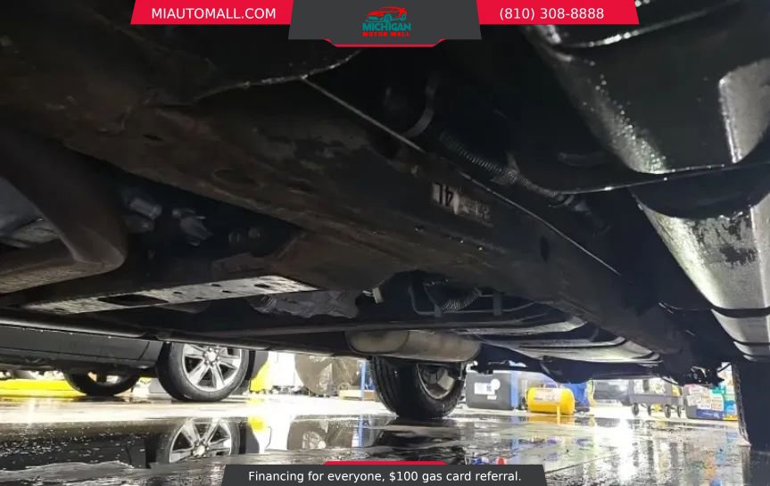 Used 2015 Chevrolet Suburban LT AWD/4WD image 26