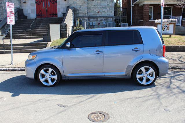 Used 2012 Scion xB image 9