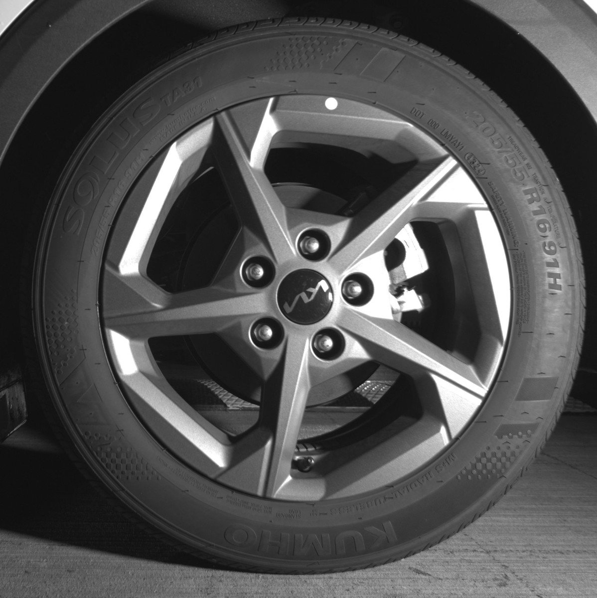 Used 2025 Kia K4 LXS image 14