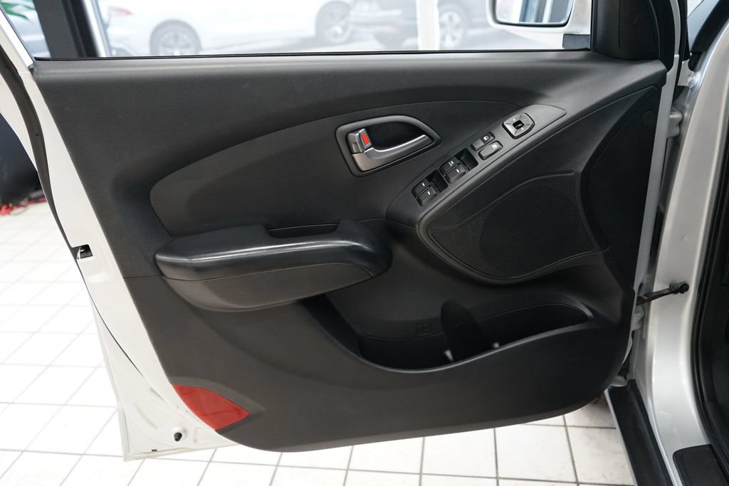 Used 2015 Hyundai Tucson GLS w/ Option Group 02 AWD/4WD image 20
