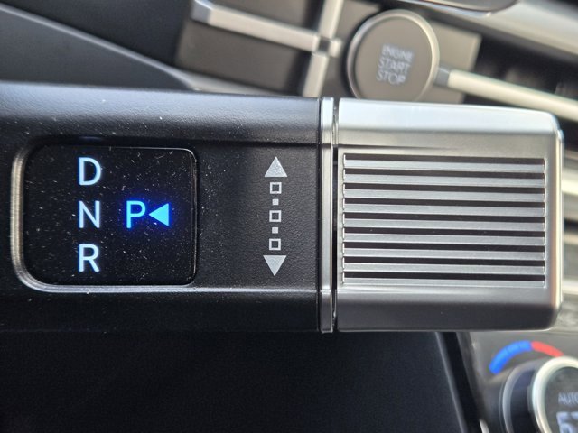 Certified 2026 Hyundai Santa Fe SEL w/ Tow & Go Package image 19