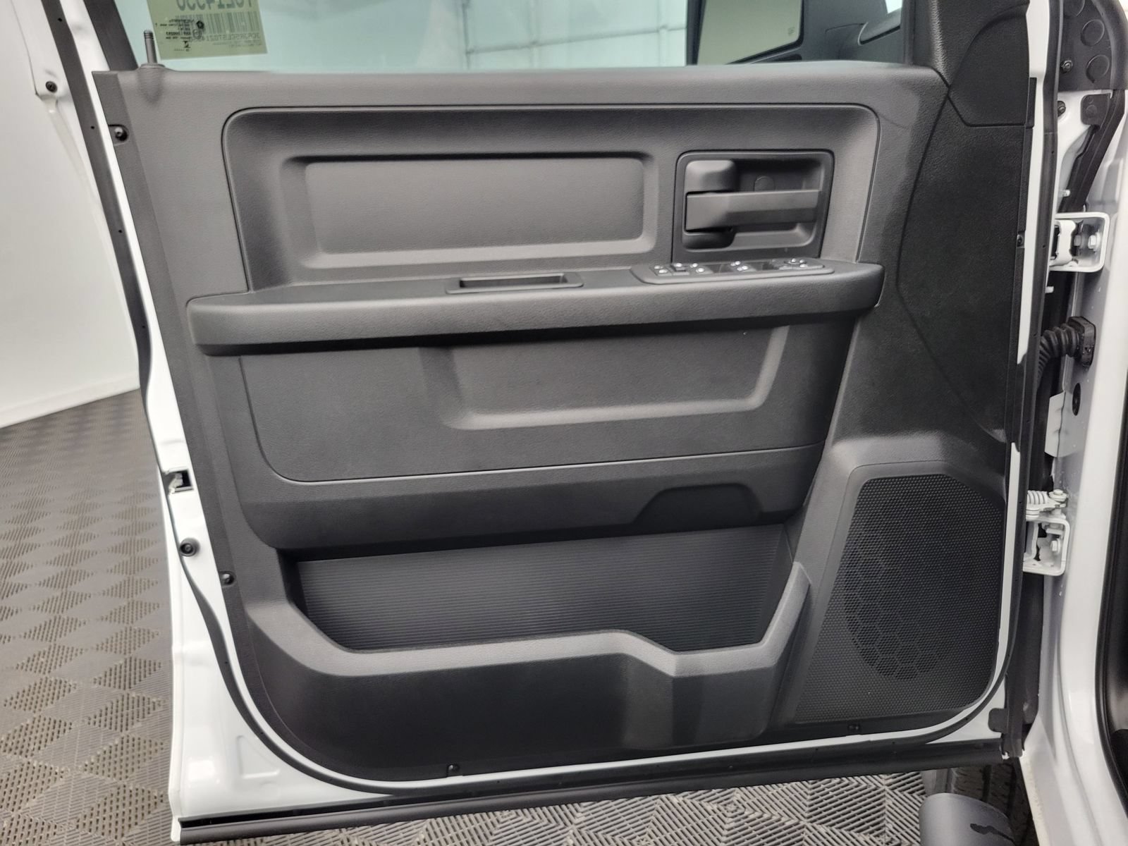 New 2026 RAM 2500 Tradesman AWD/4WD image 17