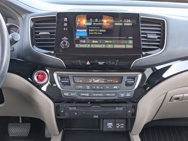 Used 2022 Honda Pilot Touring image 18