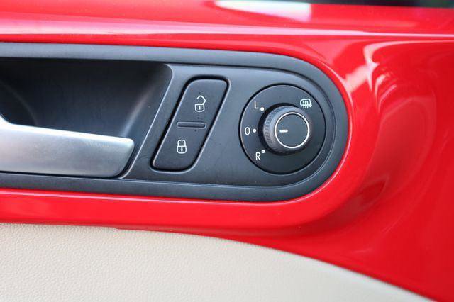 Used 2016 Volkswagen Beetle 1.8T SEL FWD image 30