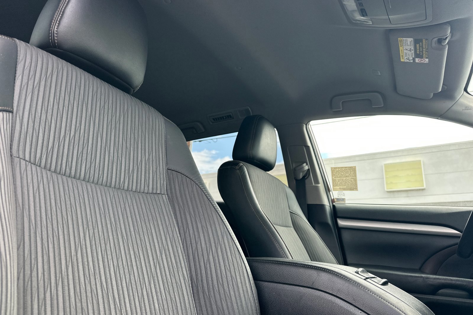 Certified 2019 Toyota Highlander Plus FWD image 18