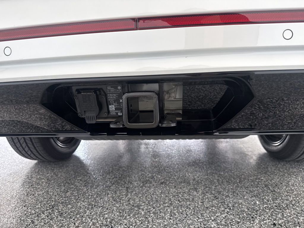 New 2026 Volkswagen Atlas SEL Premium R-Line image 8