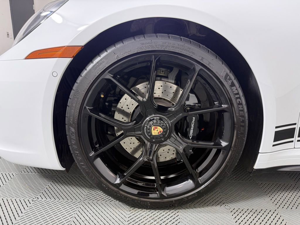 Certified 2023 Porsche 911 Targa 4S AWD/4WD image 11