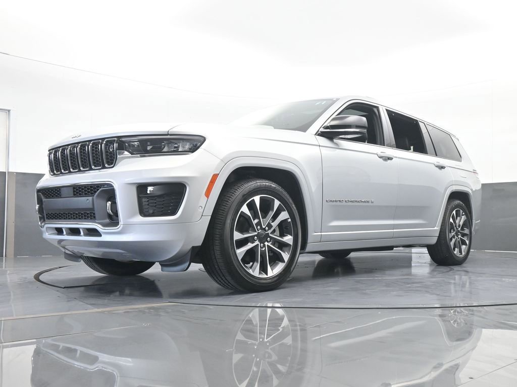 Used 2024 Jeep Grand Cherokee L Overland w/ Advanced Protech Group III image 67