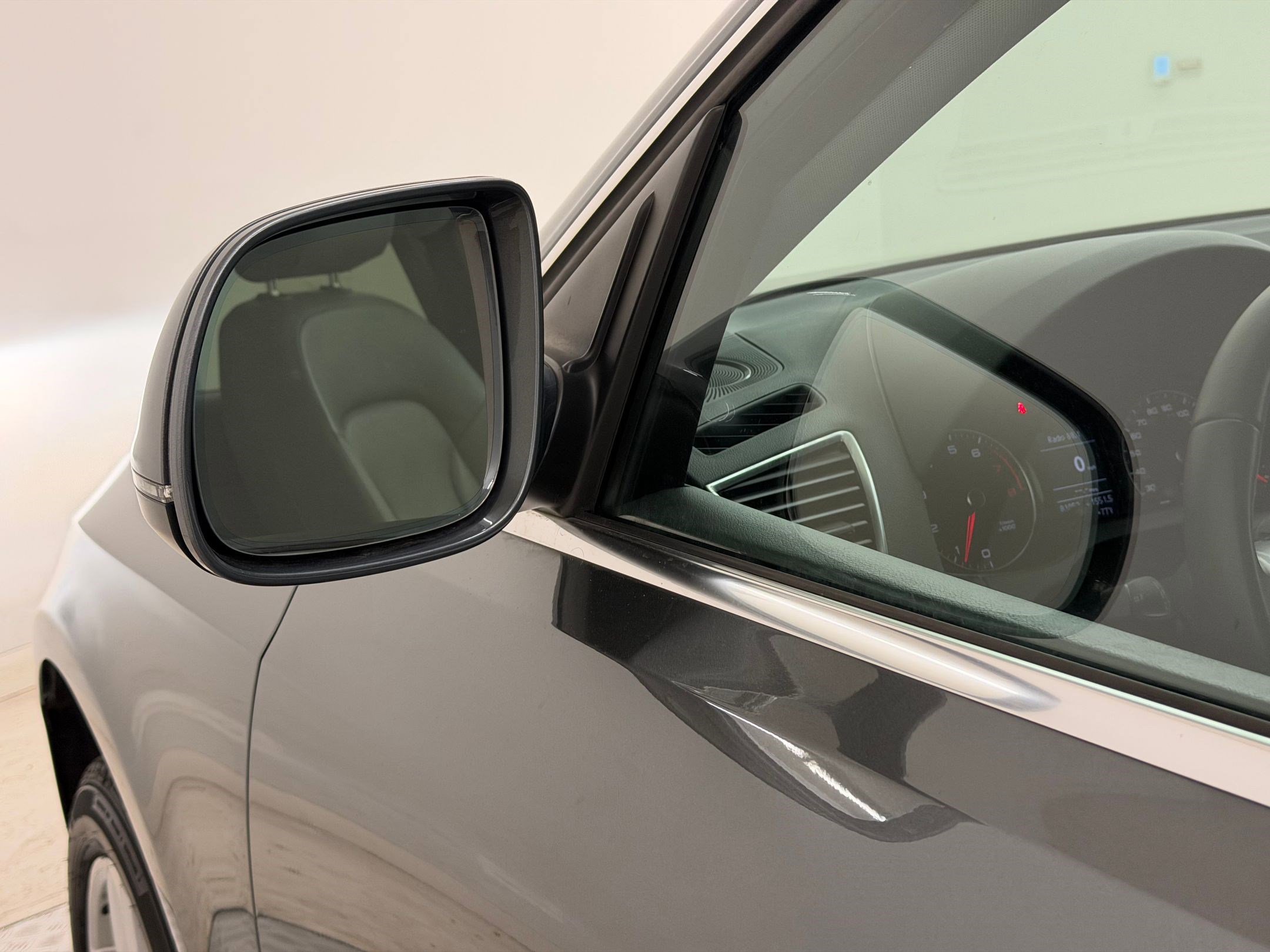 Used 2013 Audi Q5 2.0T Premium Plus w/ Premium Plus Pkg image 24