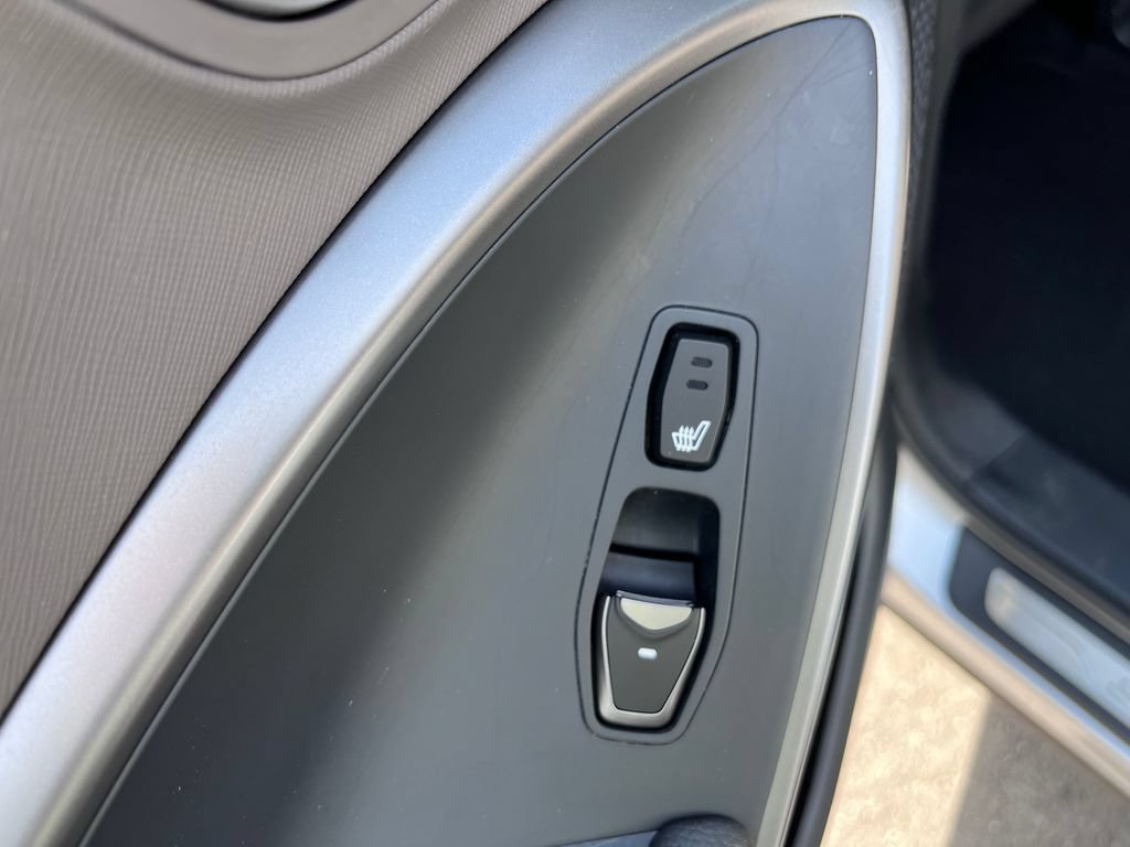 Used 2018 Hyundai Santa Fe AWD image 20
