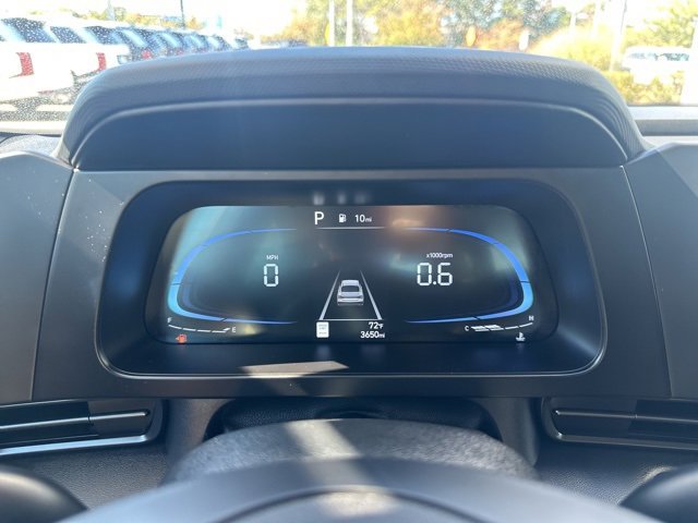 Certified 2025 Hyundai Elantra Sport image 22