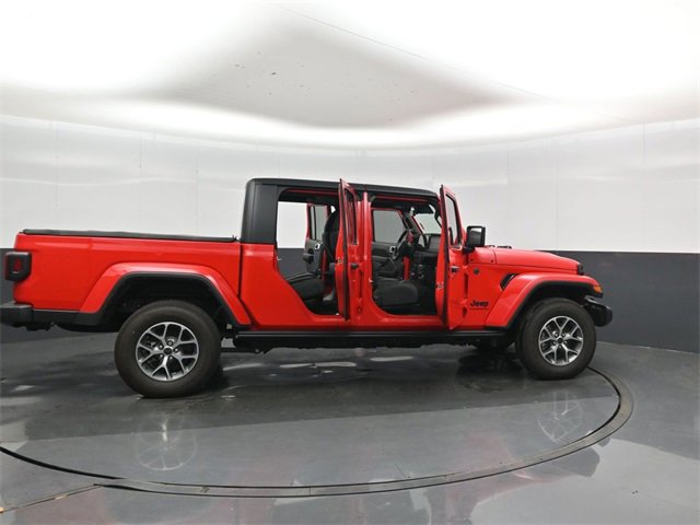 Used 2024 Jeep Gladiator Sport image 43