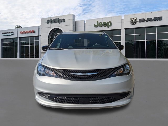 New 2026 Chrysler Voyager LX FWD image 9