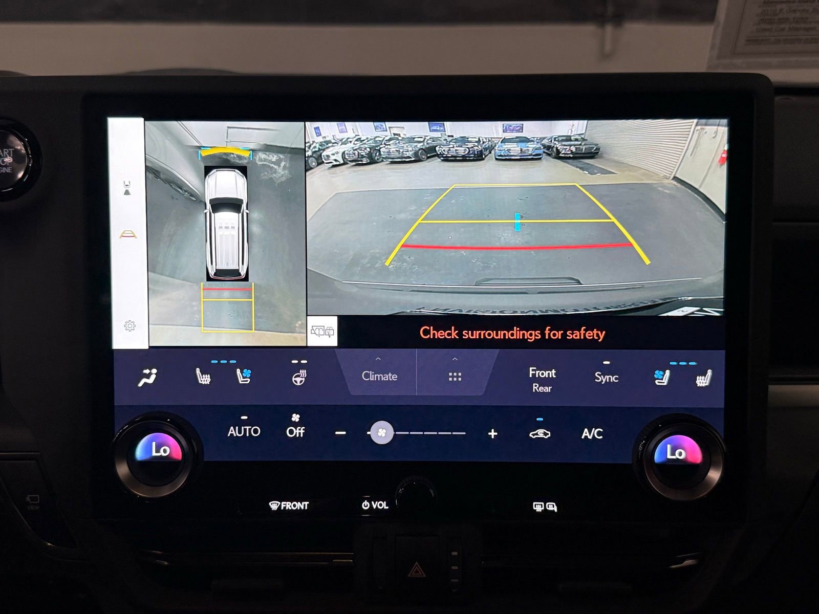 Used 2024 Lexus GX 550 w/ Accessory Package (2T) image 34