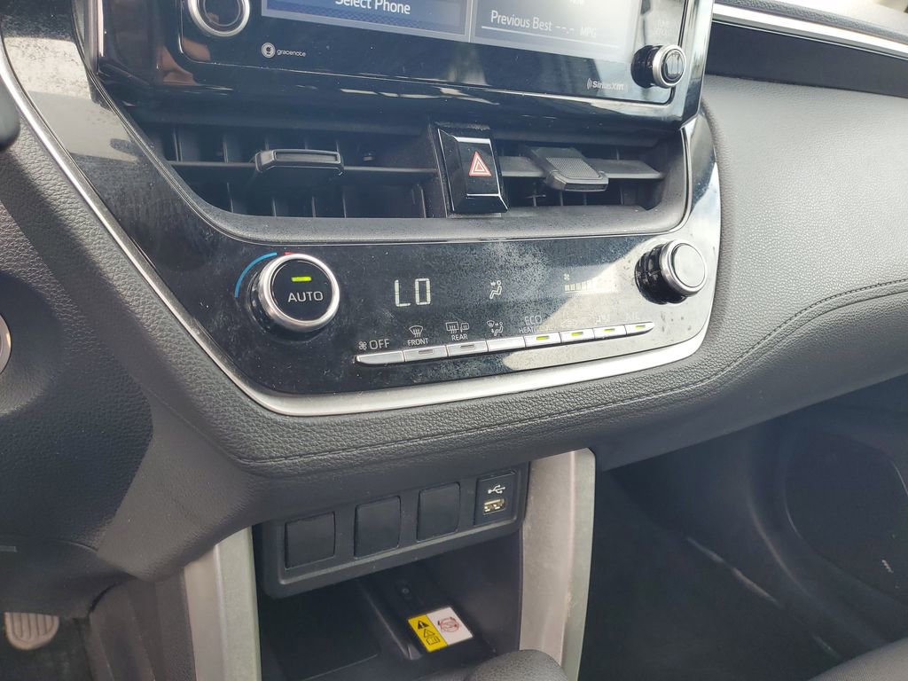 Used 2022 Toyota Corolla Cross LE image 22