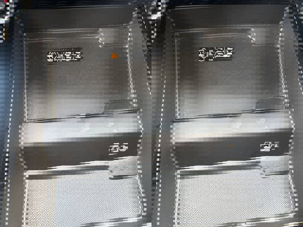 Used 2025 Chevrolet Tahoe Z71 AWD/4WD image 19