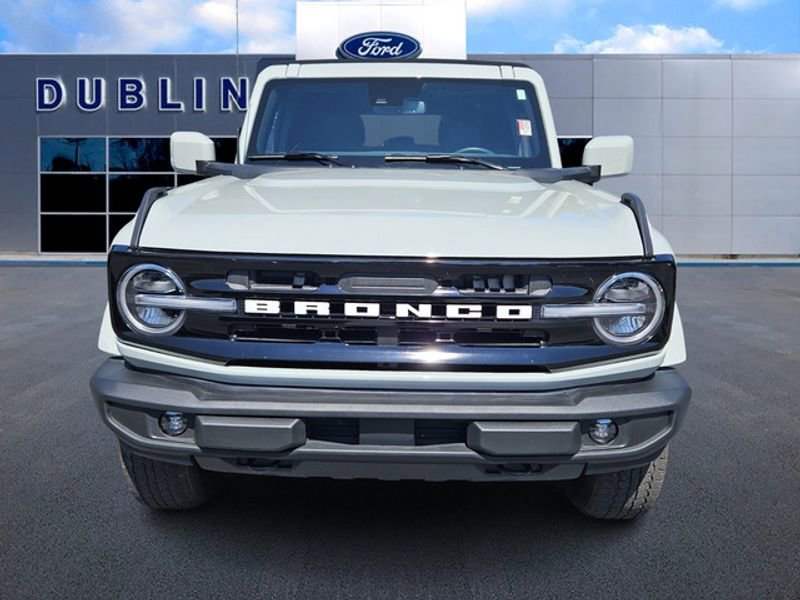Used 2024 Ford Bronco Outer Banks image 2