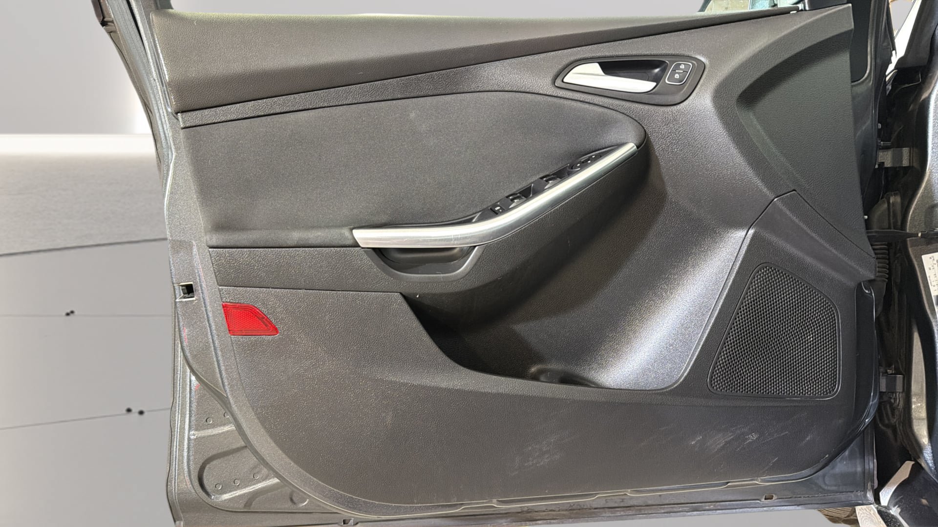 Used 2016 Ford Focus ST FWD image 21