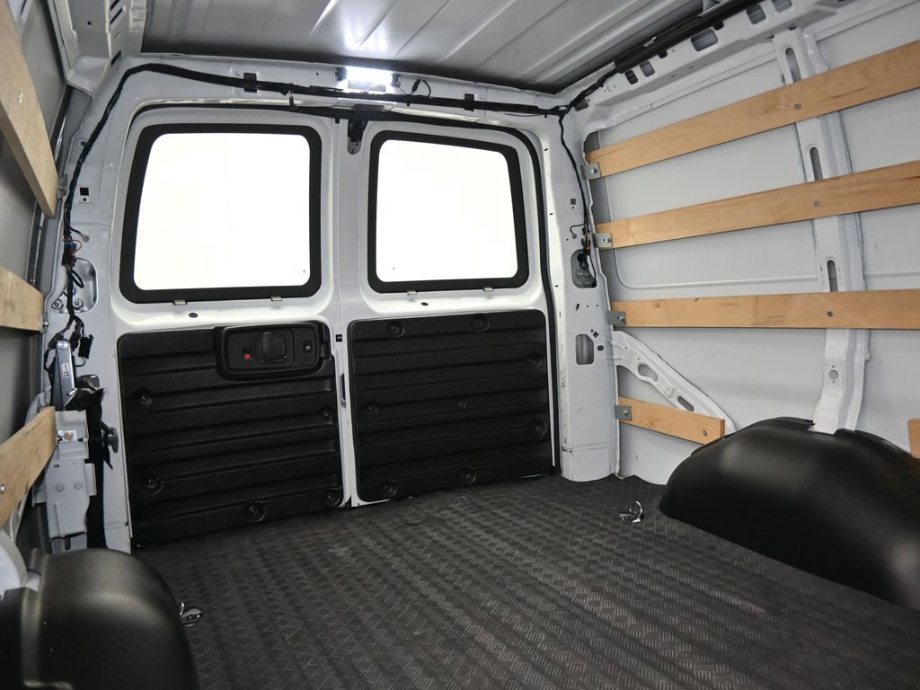 Used 2024 Chevrolet Express 2500 w/ Driver Convenience Package image 34