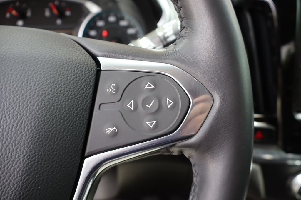 Used 2021 Chevrolet Traverse LT FWD image 16